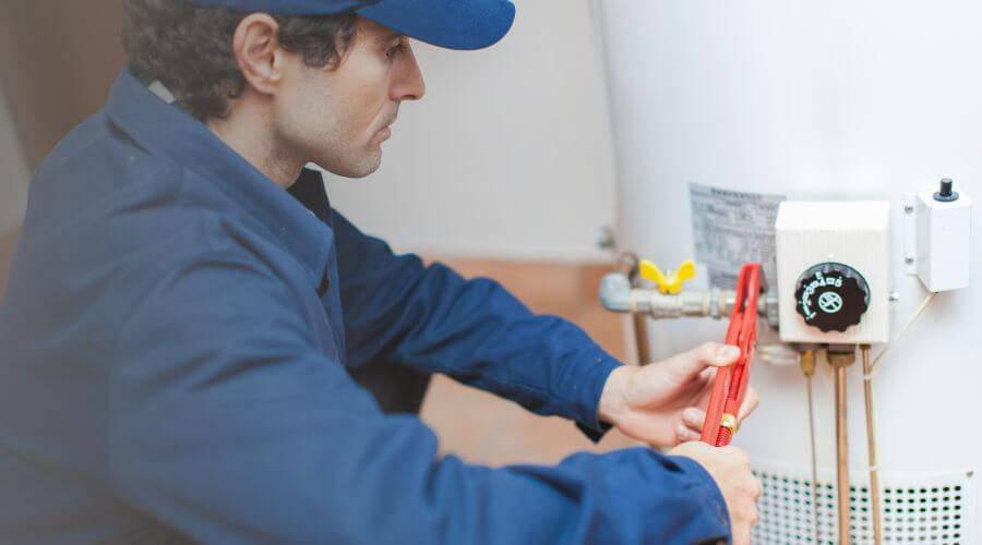 Expert burst pipe repair services in North Robinson, OH